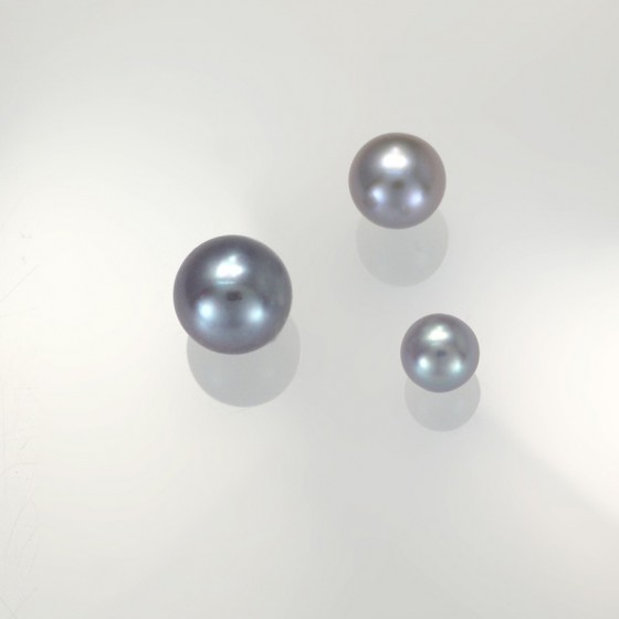 Ref. 870 Süsswasser-Perlen hellgrau